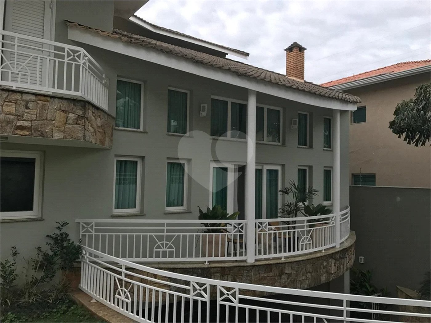 Casa quatro dormitórios bairro do City America