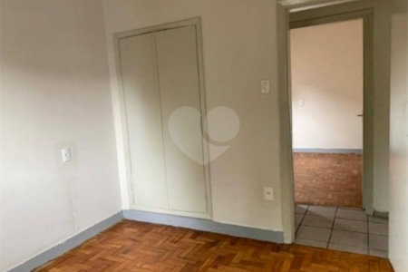 Casa térrea no Centro de Araraquara/SP, com 3 dormitórios, sendo 1 suíte