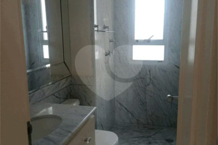 Apartamento a venda com 252 m² no Campo belo.
