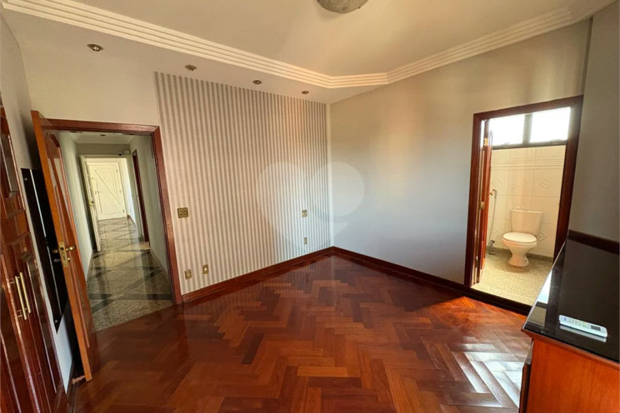 Apartamento disponível no Edifício Palladium no Centro de Piracicaba - SP.