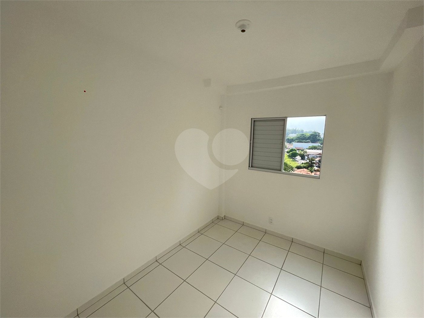 Apartamento para venda no Condomínio Residencial Vila das Flores.