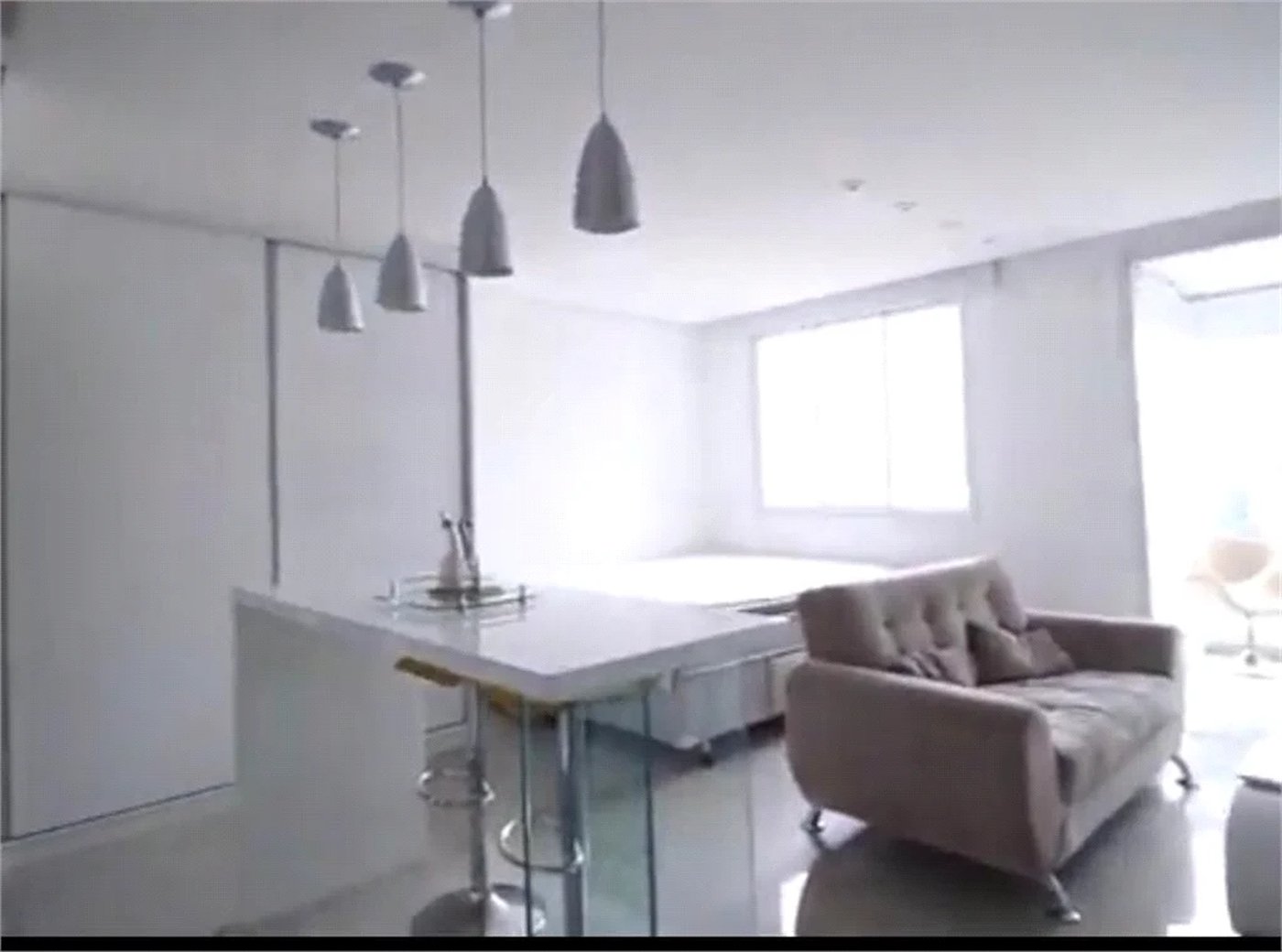 LINDO APARTAMENTO DE 42M² COM SUITE E VAGA DE GARAGEM LOCALIZADO NO PARAISO
