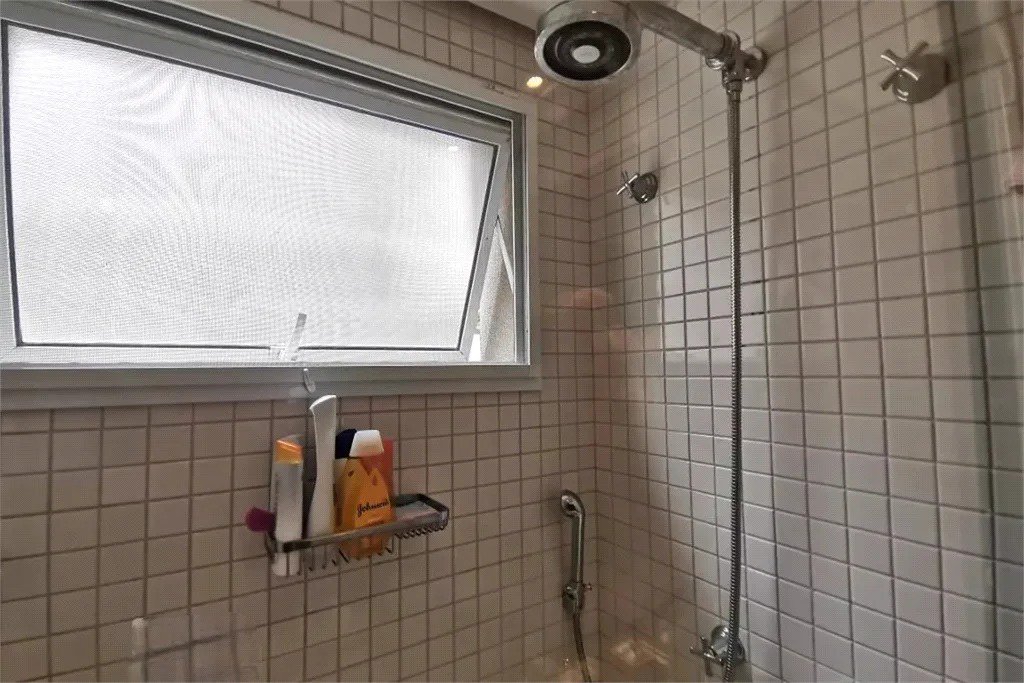 Apartamento à venda com 3 quartos, sendo 1 suíte, em Morumbi, São Paulo, SP