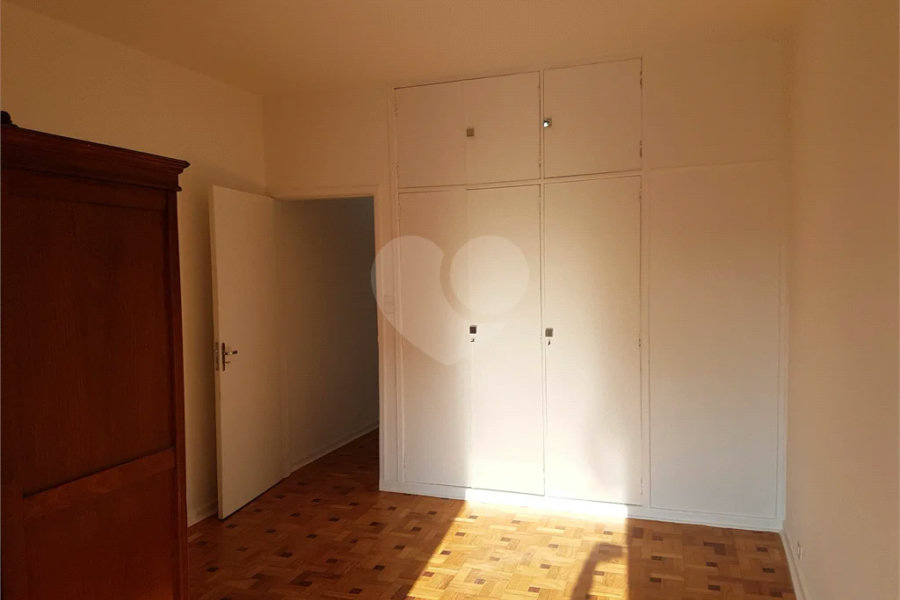 Sobrado à venda com 3 quartos, sendo 1 suíte, em Brooklin, São Paulo, SP