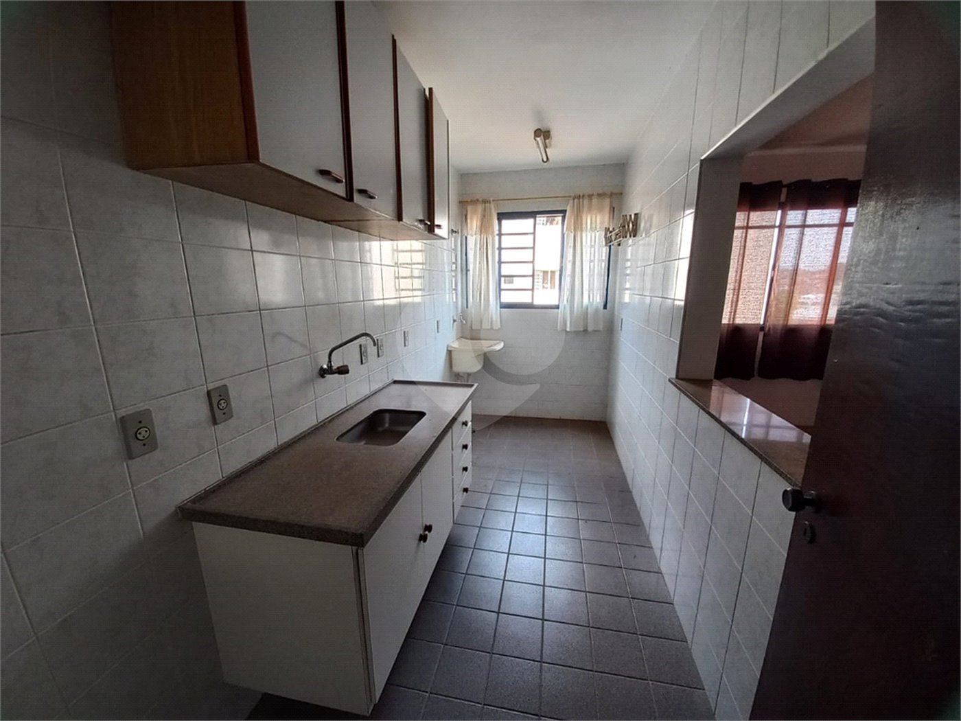 Apartamento no Condomínio Jardim Europa.