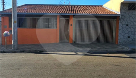 Casa à venda com 3 quartos, sendo 1 suíte,  em Jardim São Carlos 5, São Carlos, SP
