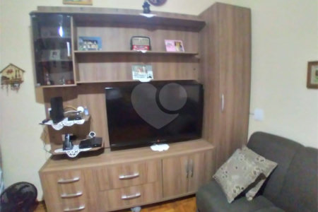Casa + salão comercial na Vila Vista Alegre