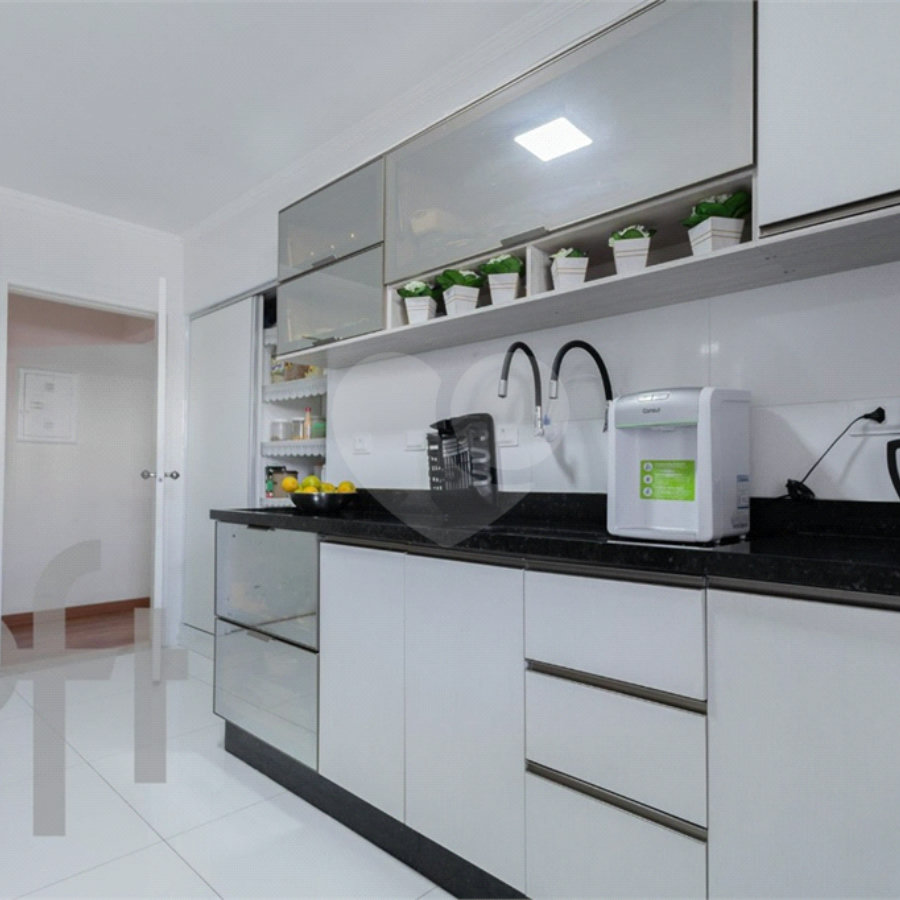 APARTAMENTO REFORMADO NA MOÓCA - 114m - 3 Dormitorios com 2 suítes - 1 vaga