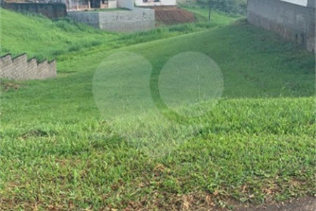 Terreno / Lote a Venda no Condomínio Terras de Santa Tereza em Vinhedo/SP