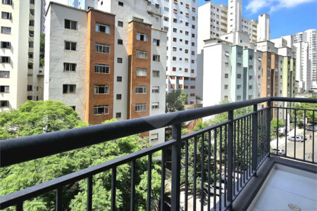 Studio 29 m² Próximo Metrô Paraíso na Aclimação