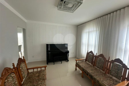 Casa à venda com 3 quartos, Sendo 1 suíte, em Vila Boa Vista, São Carlos, SP