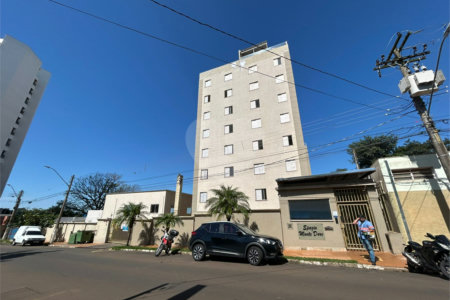 Apartamento à venda no bairro Jd Paraiso São Carlos/SP