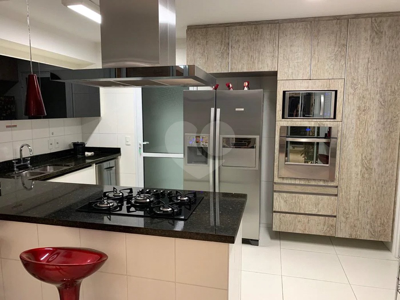Apartamento à Venda na Mooca com 3 Suítes, Varanda Gourmet e 4 Vagas — 204m² no Condomínio Luzes da Mooca (Aceita Pet e Estuda Permuta)