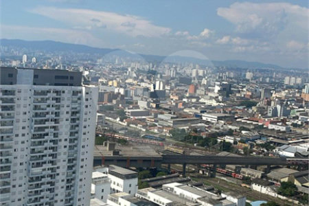 Apartamento á venda no 31o. andar com 126,53m2 COM VISTA PANORÂMICA PERMANENTE para a SERRA DA CANTAREIRA E PAULISTA, com 3 suítes e 2 vagas, Condomínio Clube,próximo do metro Brás. Estuda Proposta