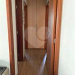 Apartamento em Atibaia com 2 dormitórios (1 suíte), 1 vaga de garagem, elevador, área de lazer com piscina