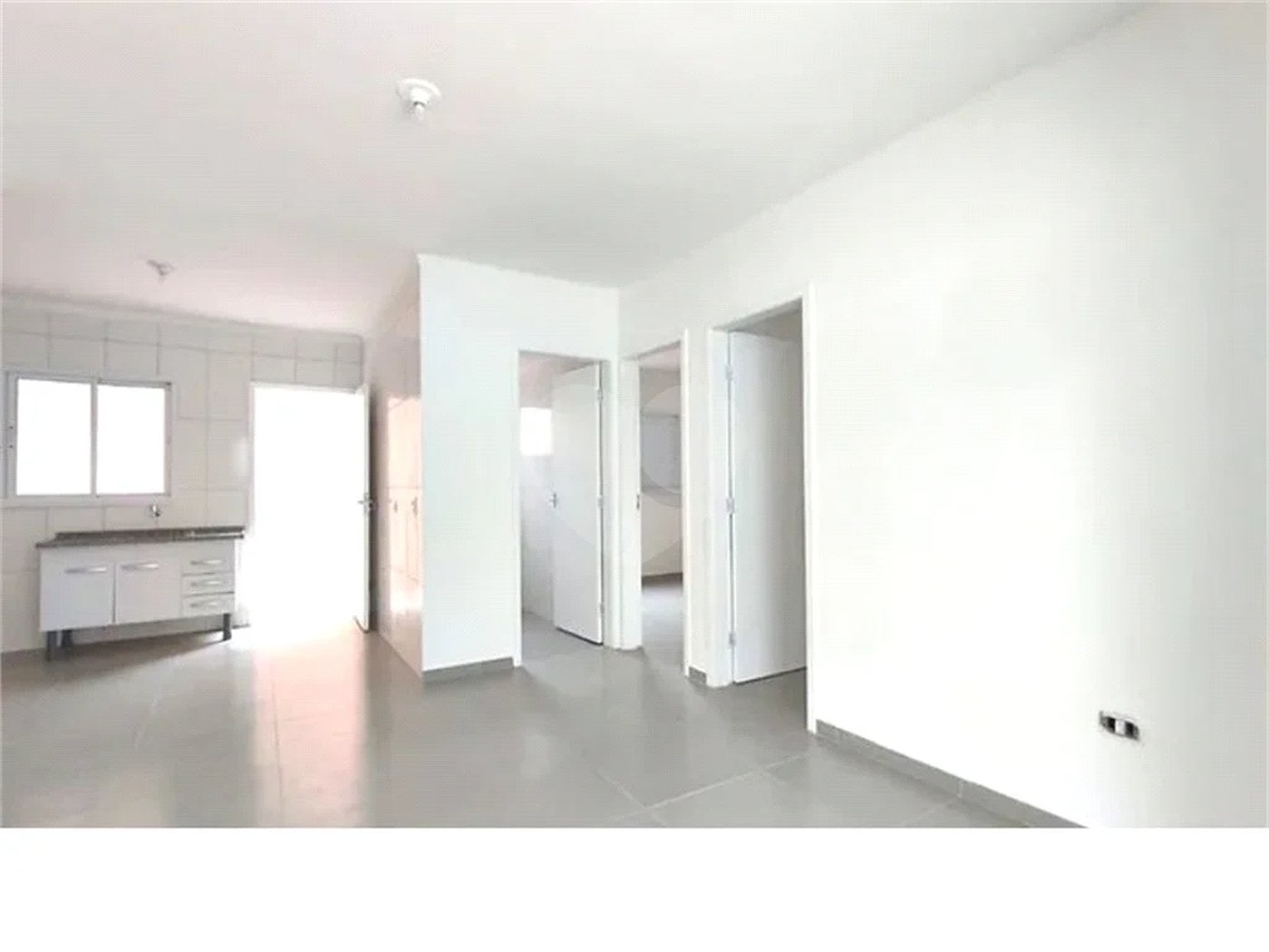 Apartamento à venda com 2 quartos em Indaiá, Bertioga, SP