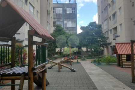 Apto no Cambuci de 55m2, com 2 dorms, 2 banheiros, 1 suíte, 1 vaga. Estuda permuta.