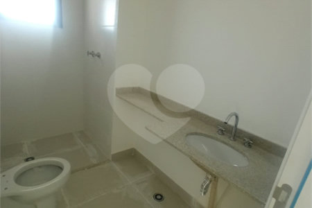 Apartamento na Região do Belém à 5 Minutos do Metrô. Excelente Localização 3 Dormitórios sendo 3 Suítes e 2 Vagas