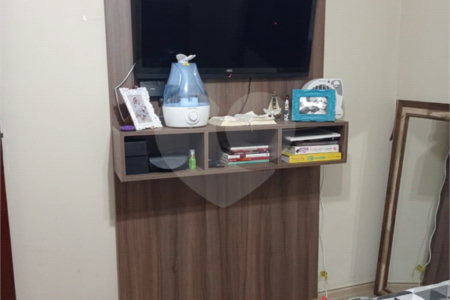 Apartamento com 2 dormitórios