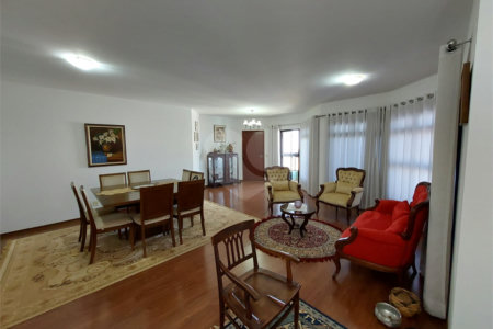Apartamento com 3 suítes no centro de São Carlos