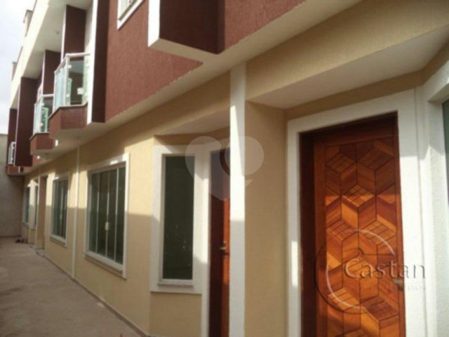 Casa em condomínio à venda com 3 quartos, sendo 1 suíte,  em Vila Prudente, São Paulo, SP