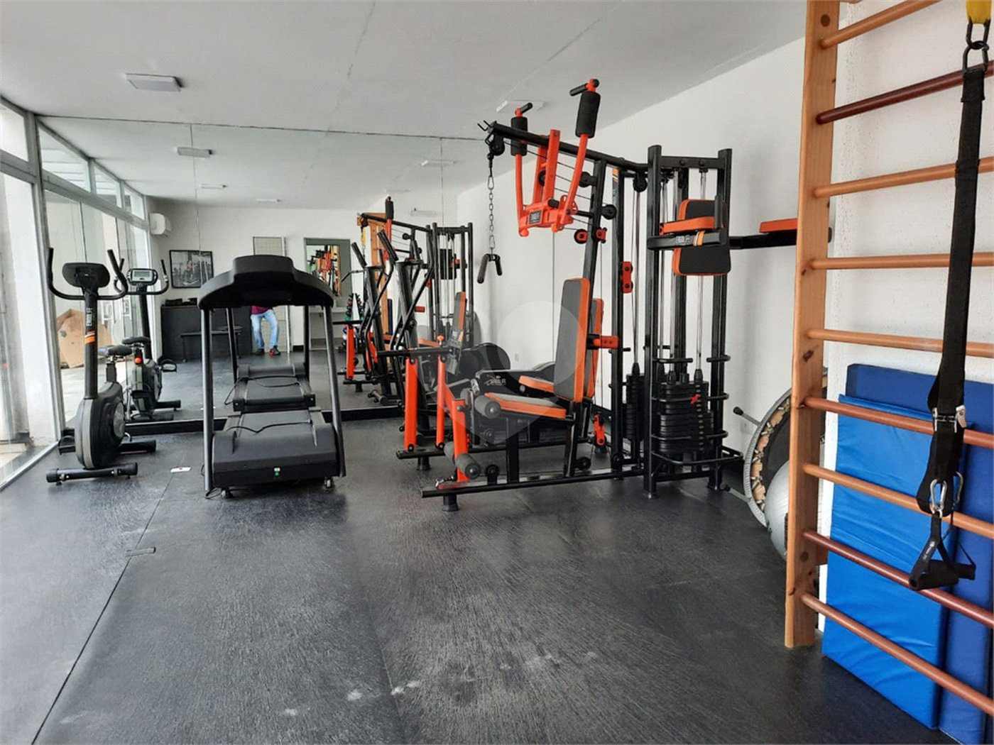 Apartamento de 257m² a venda em Moema, reformado, 4 dorms, 3 suítes, fora de rota,, 4 vagas