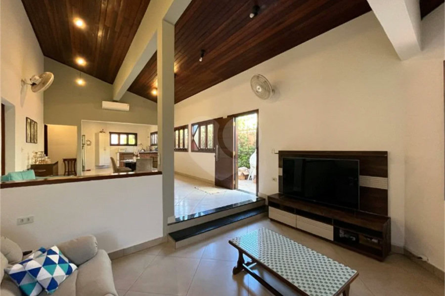 Casa à venda com 3 quartos, sendo 1 suíte, em Morada da Praia, Bertioga, SP