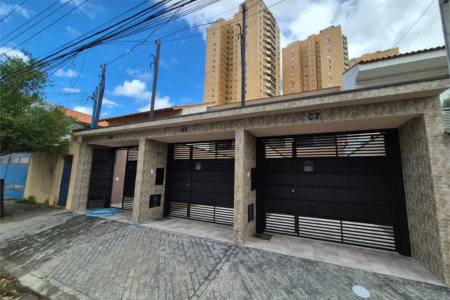 Sobrado à venda com 2 suítes em Vila Polopoli, São Paulo, SP