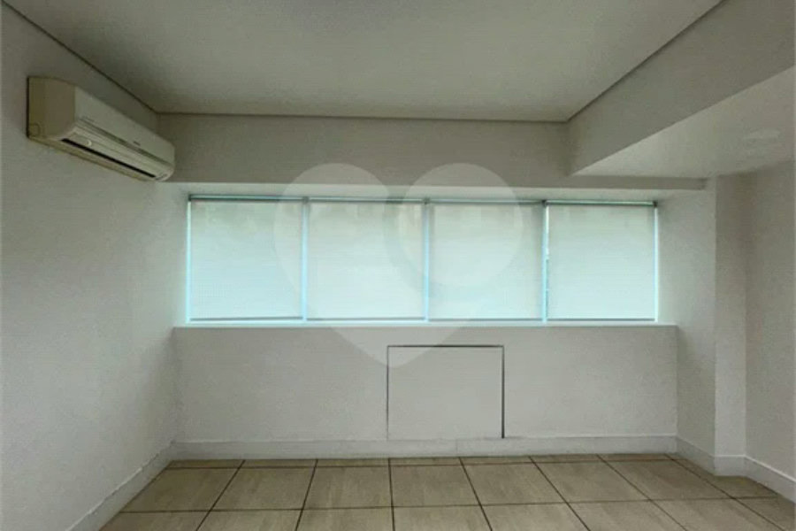 Sala à venda em Jardim Vazani, São Paulo, SP