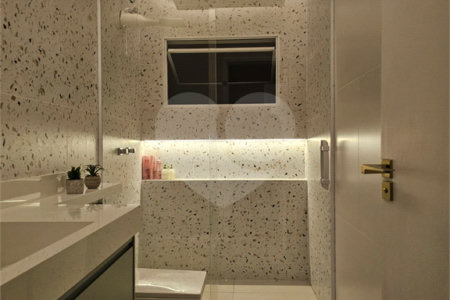 Casa à Venda no Arcoville - Completa e Confortável