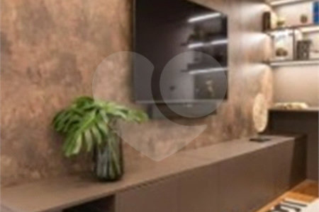 Deslumbrante apartamento duplex pronto para mudar no Itaim Bibi com 242M2, 2 suítes, 3 vagas