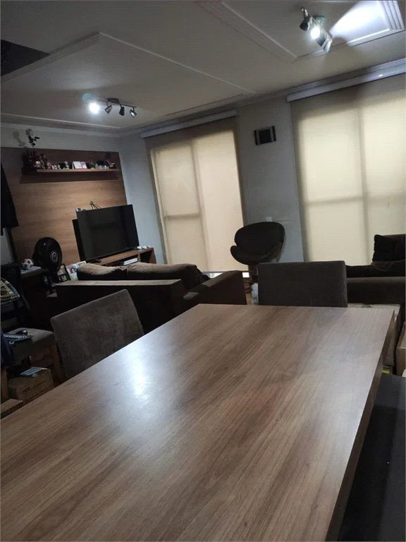 Casa à venda com 3 quartos, sendo 1 suíte, no condomínio Liberty Village, São Paulo - SP