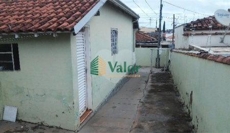 Casa à venda com 2 quartos em Jardim São Carlos, São Carlos, SP