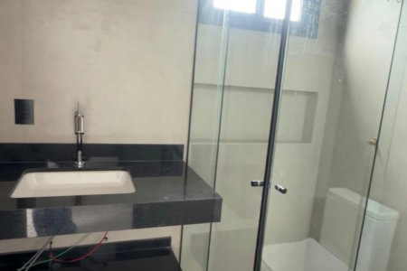 Casa à venda com 3 quartos no condomínio Villa de León, Três Lagoas - MS
