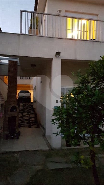Casa à venda na Saúde c/293m2 - 4 Suítes/4 Salas/3 Vagas na garagem