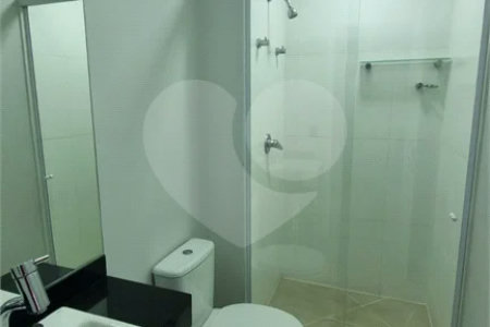 Apartamento Mobiliado no Anália Franco