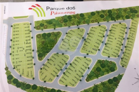 Terreno no Parque dos Pássaros .