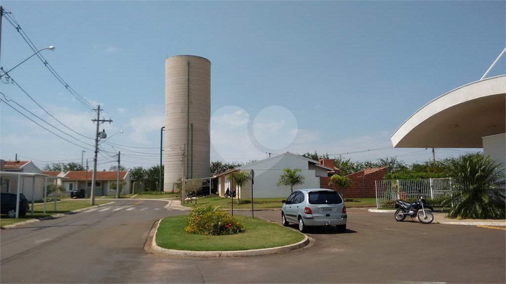 Casa á venda no moradas I