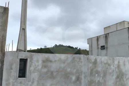 Terreno à Venda com 384m² - Serras de Atibaia II - Atibaia/SP.