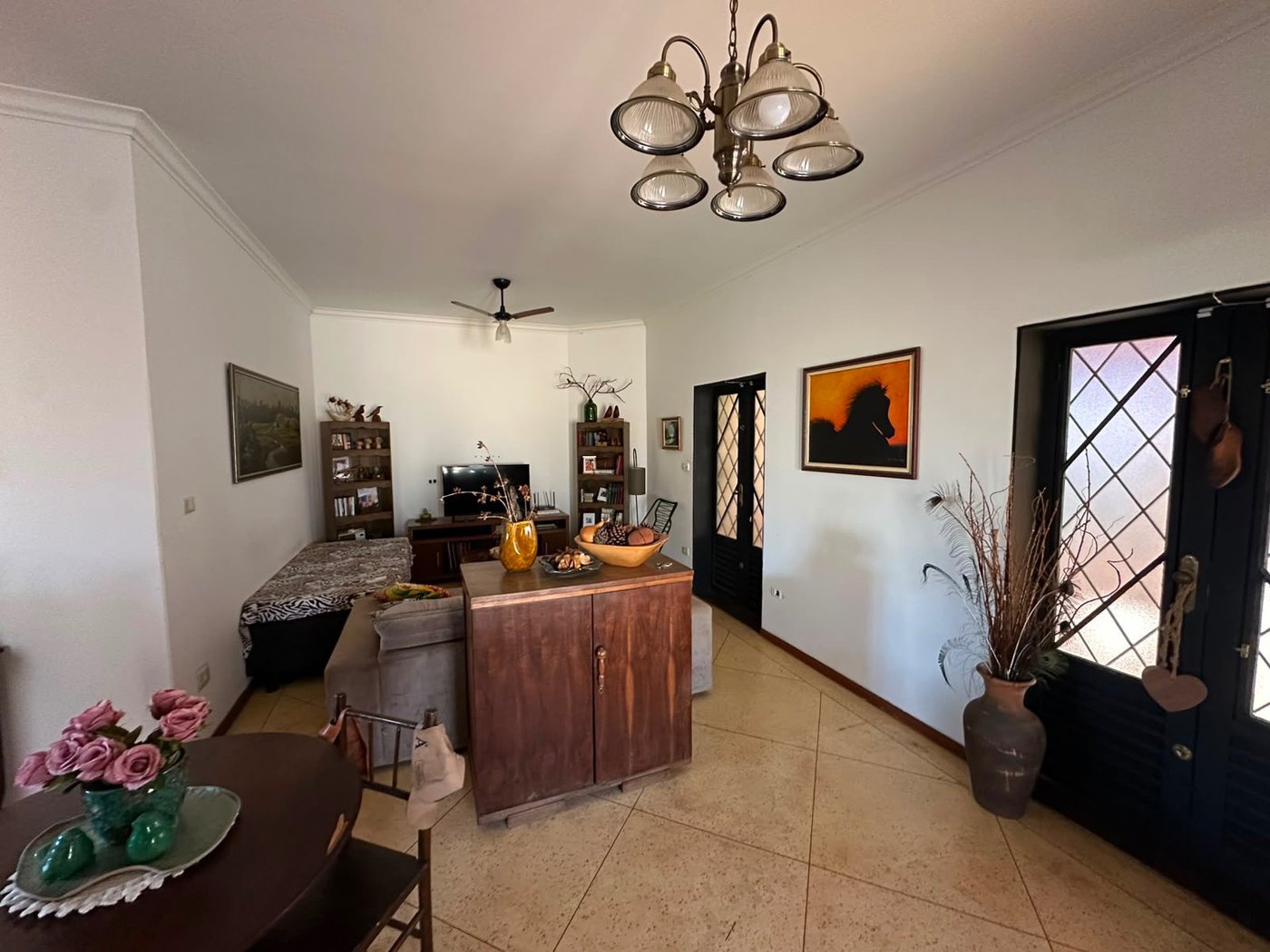 Casa para alugar com 4 suítes em São Carlos, Três Lagoas, MS