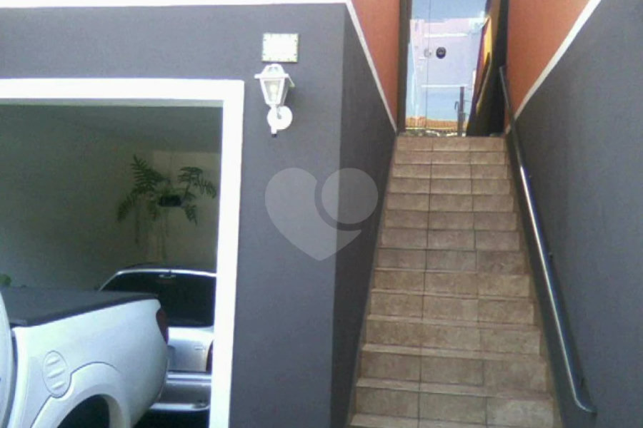 Sobrado à venda com 3 quartos, sendo 1 suíte,  em Vila Nova Cachoeirinha, São Paulo, SP