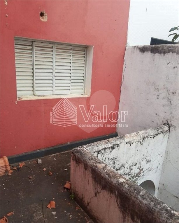 Casa Térrea com 2 dormitórios.