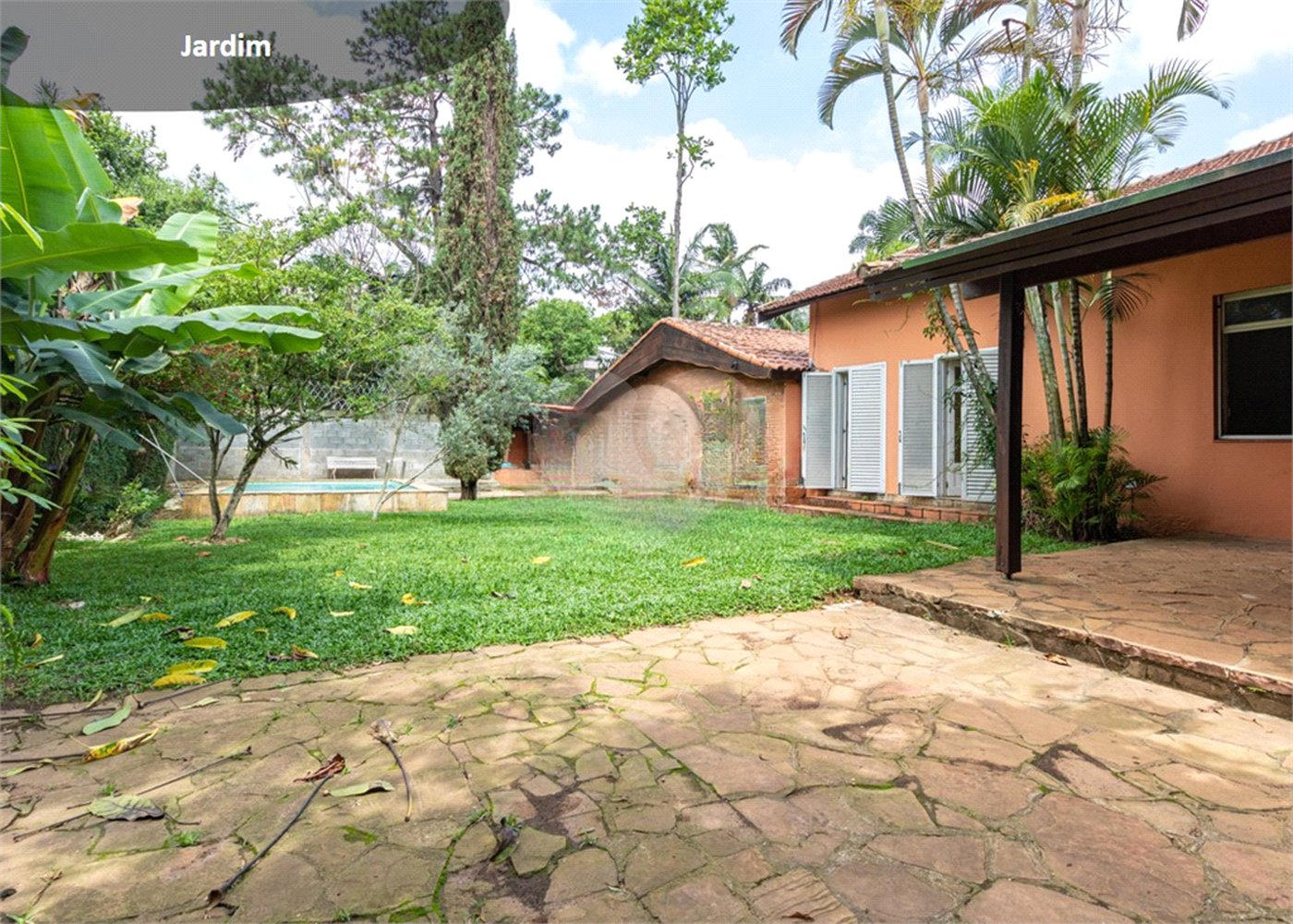 Casa térrea com 3 quartos sendo 1 suíte 2 vagas á venda em Alto da Boa Vista, São Paulo - SP