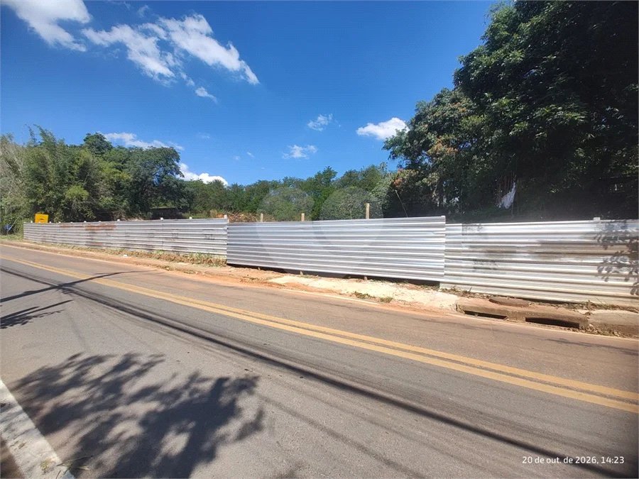 Terreno em Atibaia com 3.000 metros para locação, ótimo para transportadora, pátio de veículos, mecânica pesada