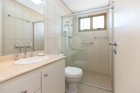 Apartamento à venda na Vila Mariana com 4 dormitórios