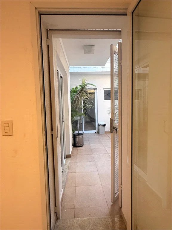 Casa comercial com 172m² , 1 vaga de garagem , à venda no bairro das Perdizes.