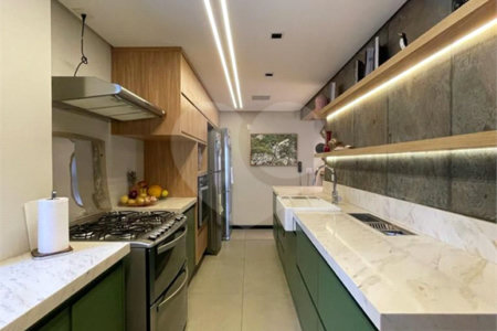 APARTAMENTO DUPLEX A VENDA VILA ADYANA, 200m2 4 DORMITORIOS 3 SENDO SUÍTE, 4 VAGAS DE GARAGEM, SJC/S