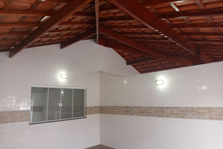 🌊✨ Oportunidade Única na Praia Grande – Casa Nova com Piscina a Apenas 390m do Mar! ✨🌊
