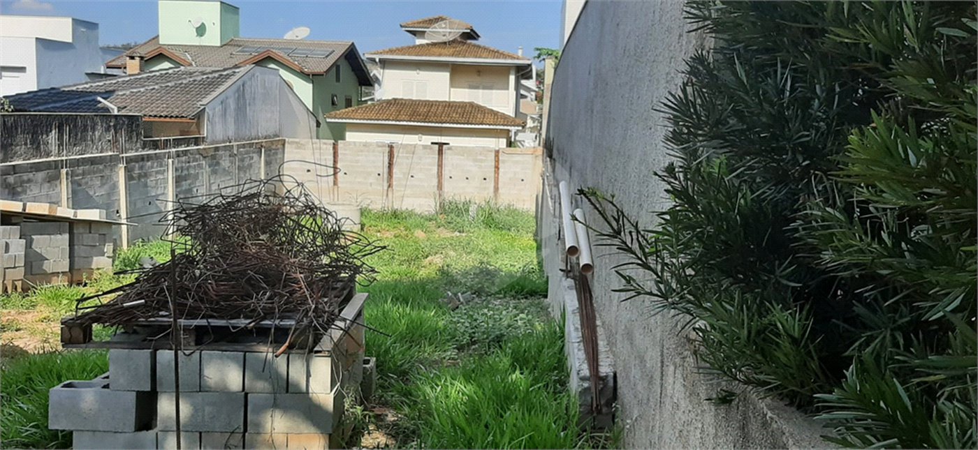 Belo terreno no Condomínio Villagio Capriccio - Louveira SP.