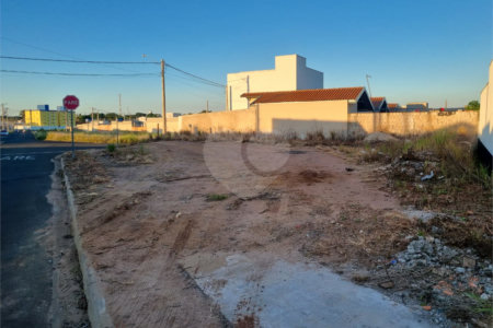 Terreno de esquina 342m² no Jardim das Palmeiras 2 – Ibaté/SP